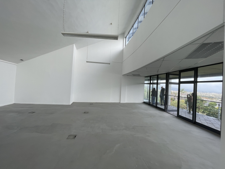 Commercial Property for Sale in Uitzicht Western Cape